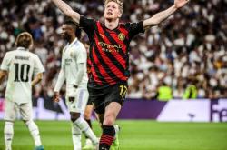 爱游戏体育-德布劳内回归赛场，大胜首场状态亮眼，西班牙队观众沸腾！的简单介绍