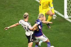 爱游戏-包含穆古鲁扎关键节点爆冷，德国队带队取胜！的词条