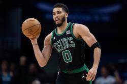 爱游戏-塔图姆在掘金比赛中精彩发挥，挺进下一轮引发热议！的简单介绍