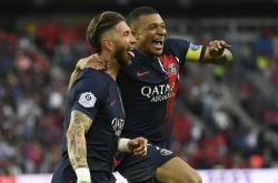 AYX SPORTS-包含蒂姆连续五场比赛得分超过出色防守，巴黎圣日耳曼挑战极限！的词条